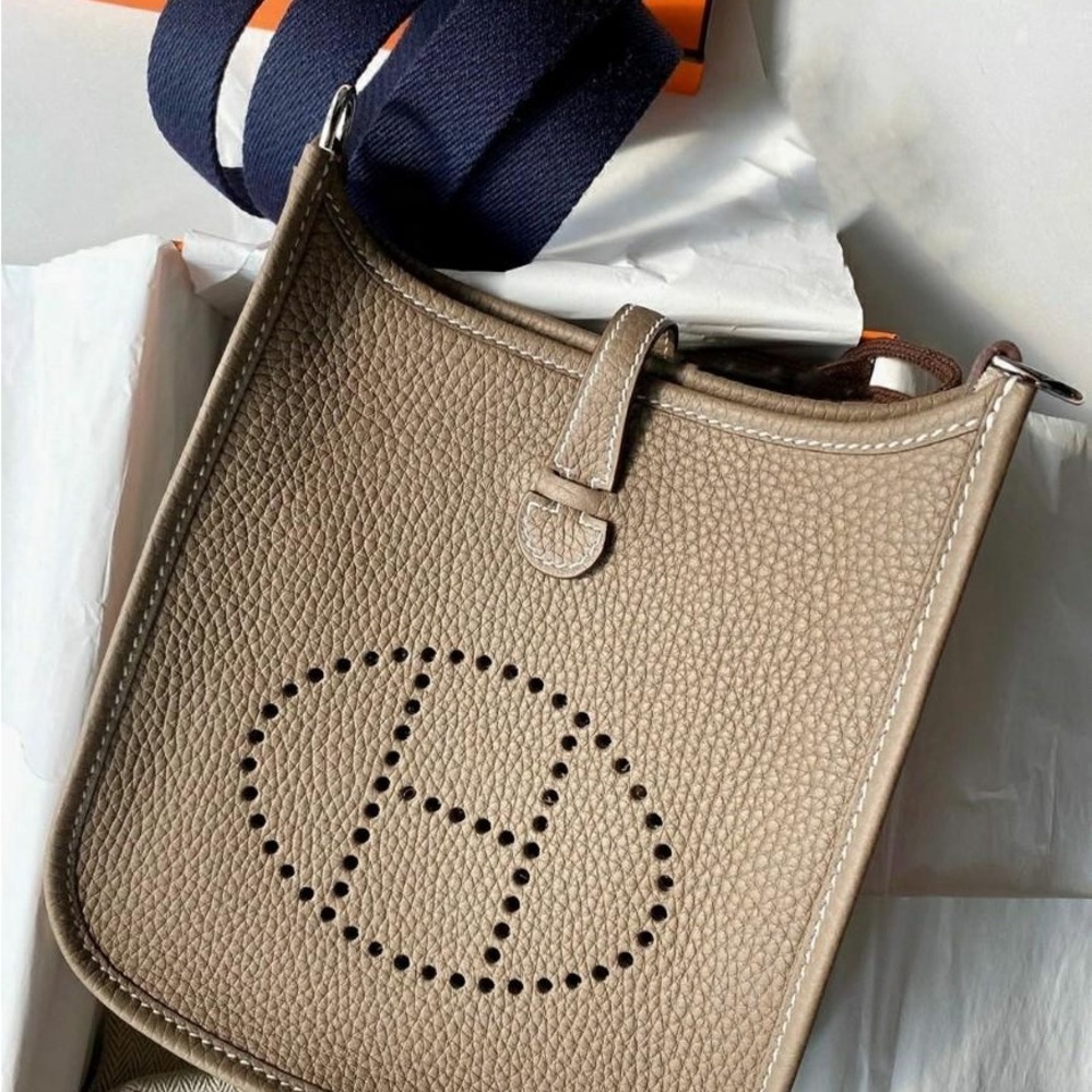 Hermes Evelyne Mini 16 Crossbody Bag Etoupe/Navy GHW